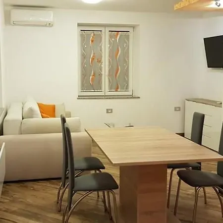 Irena Apartment Koper