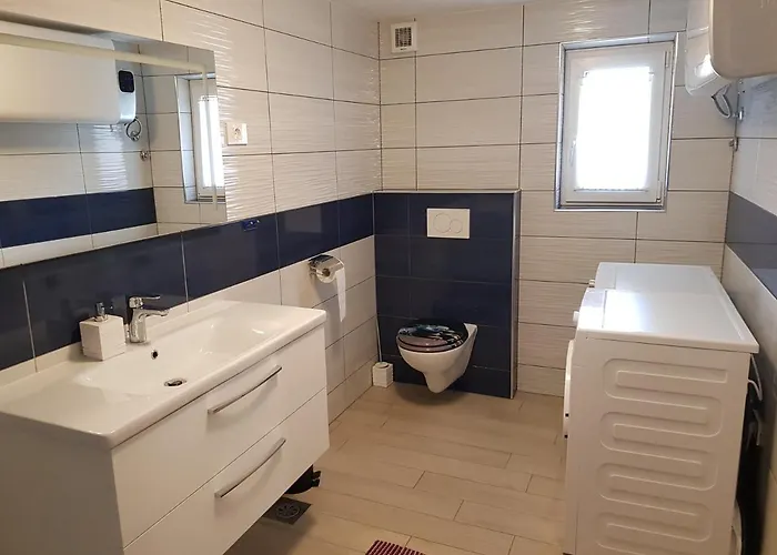 Irena Апартаменты *